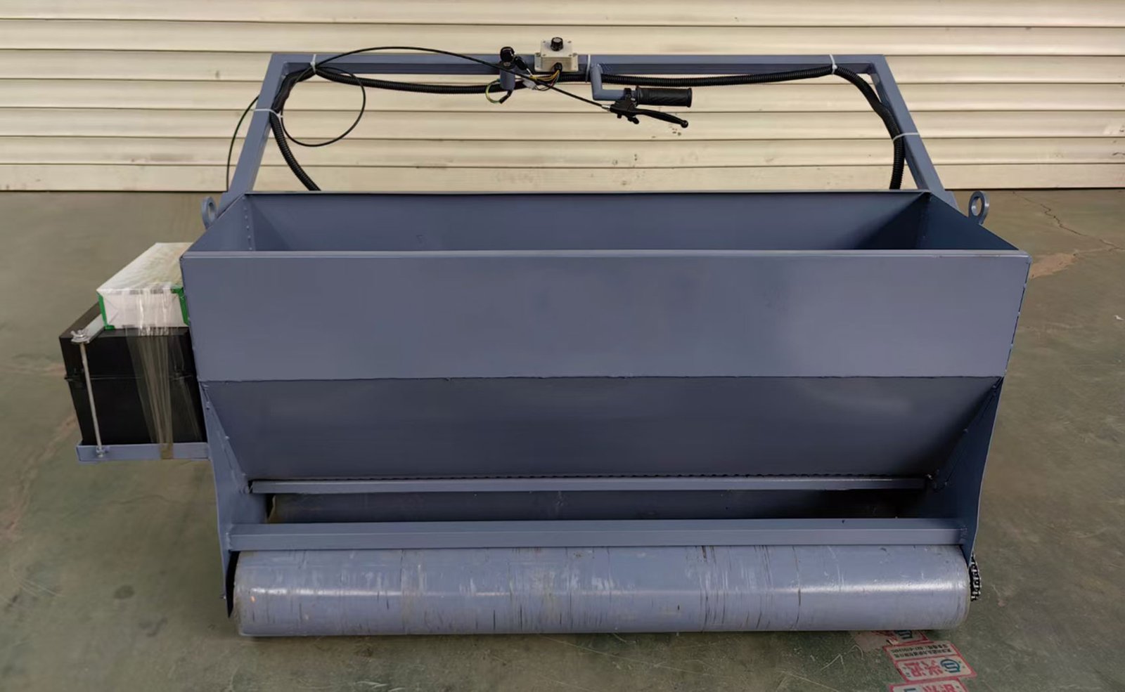 Electric Dry Shake Material Spreader (Walk Behind Type)