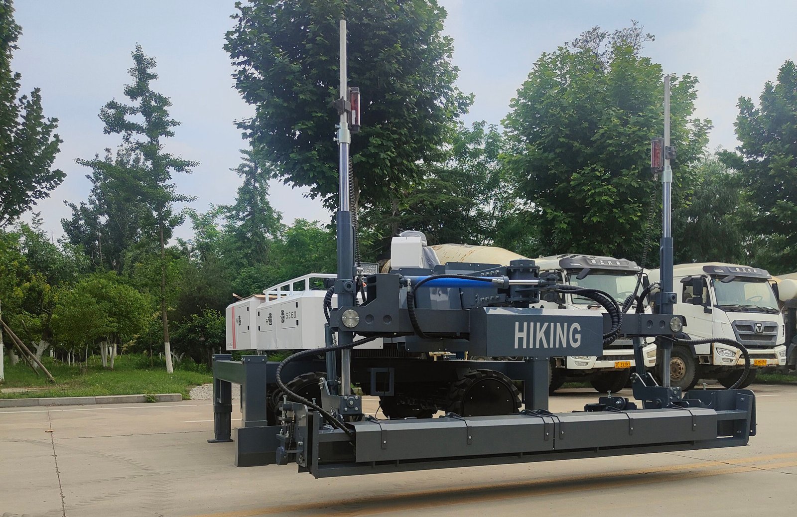 s360 boom laser screed picture