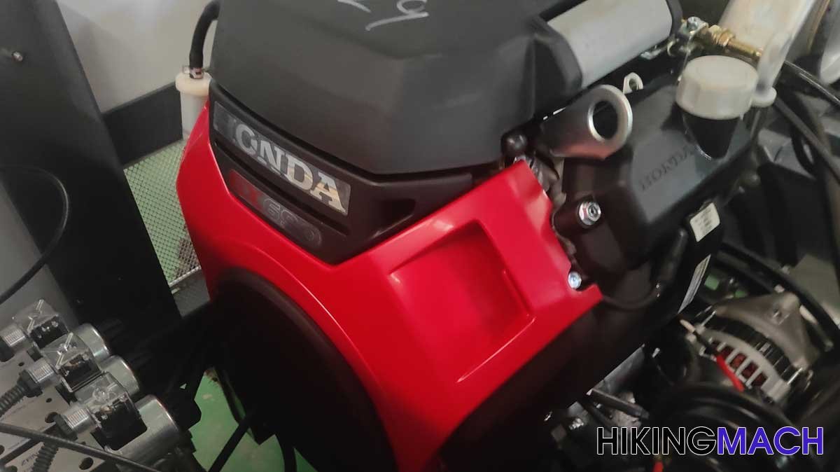 The powertrain is equipped with a 23-horsepower, high-torque petrol engine powered by HONDA