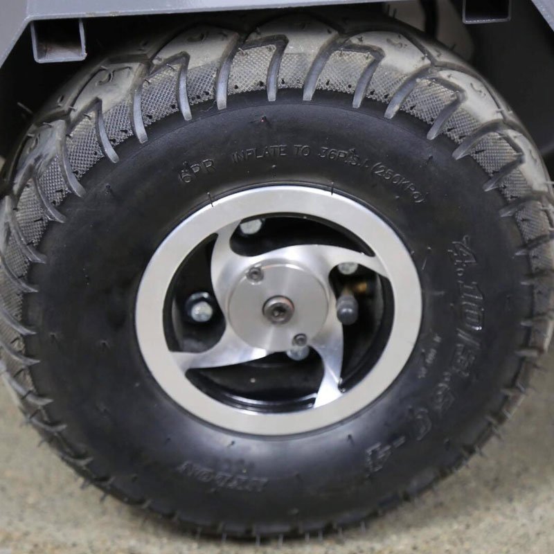 wheels-of-the-electric powered platform trolley